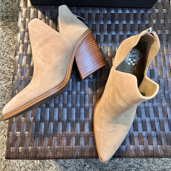 VINCE CAMUTO • Suede/Leather Tan Booties • 7M • - Picture 6 of 9